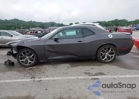 2016 Dodge Challenger Sxt Plus z USA, uszkodzony, nr VIN 2C3CDZAG2GH169044